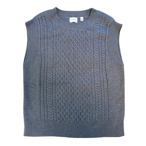 Soft Cable Knit Sleeveless Sweater Vest in Light Blue-Gray